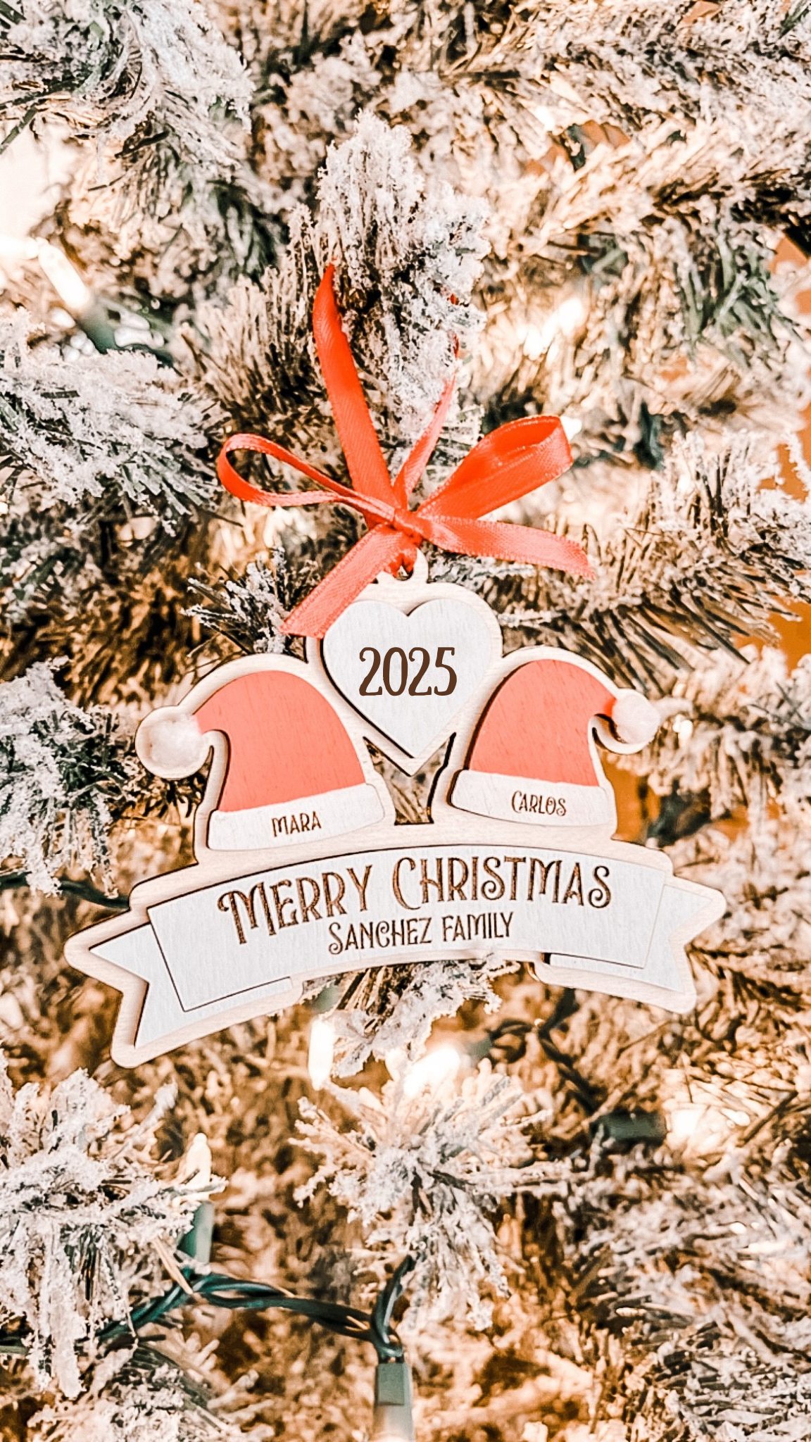 Personalized Santa Hat Family Ornament – Custom Names (2–10 Hats)