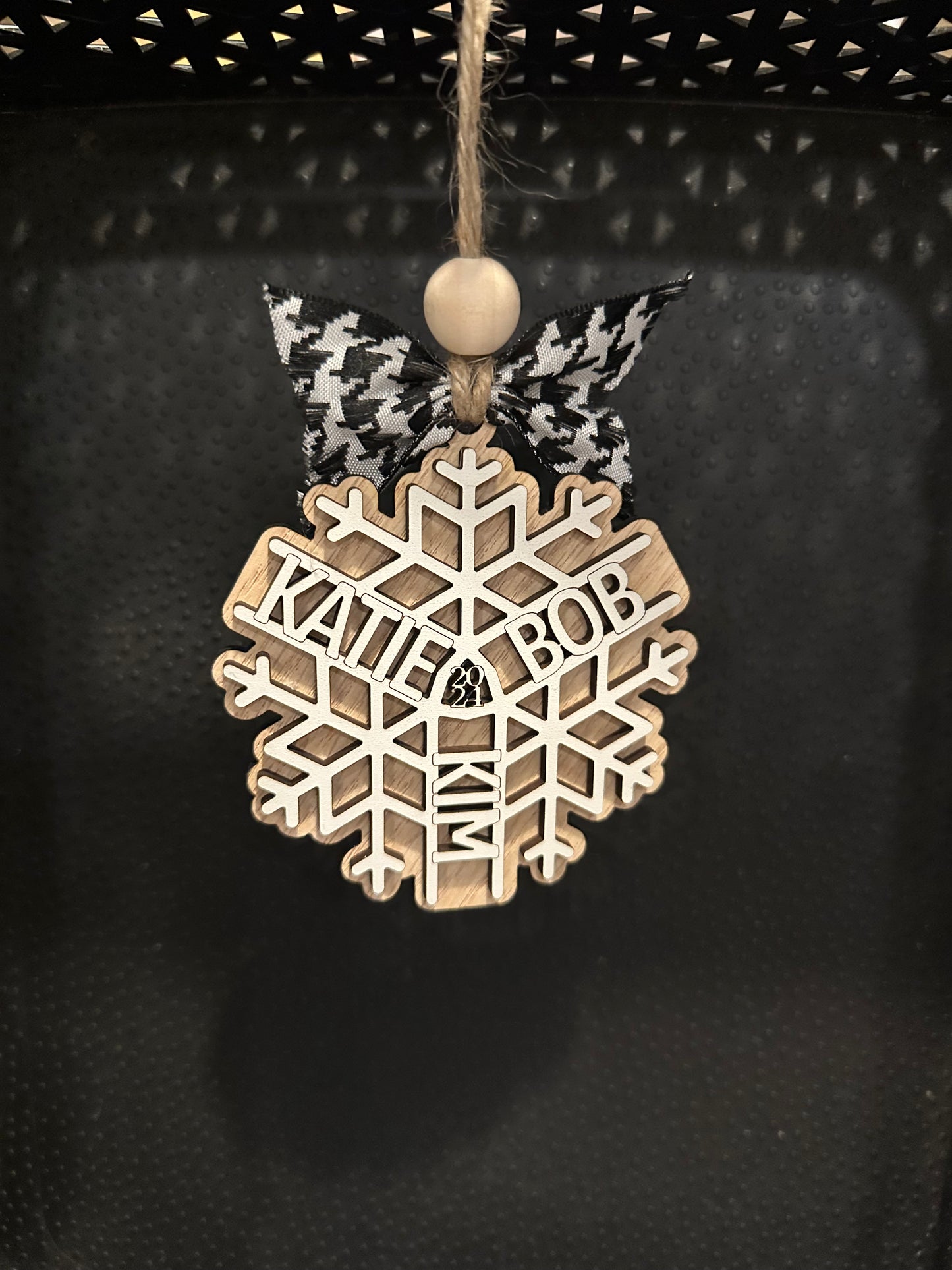 Family Name Snowflake Ornament (up to 12 names)