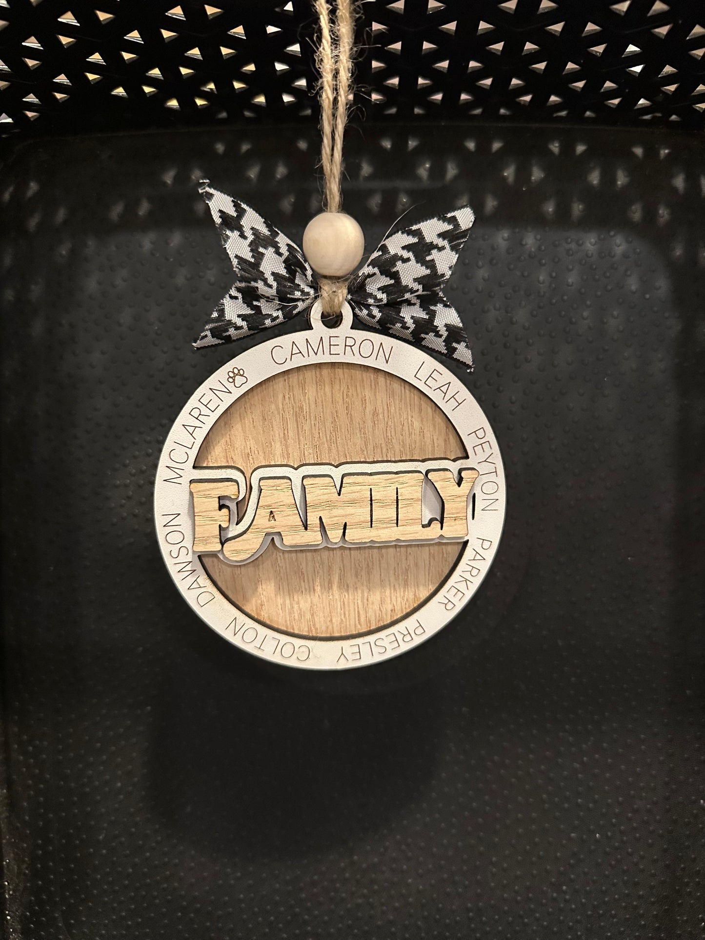 3D Family Name Circle Ornament