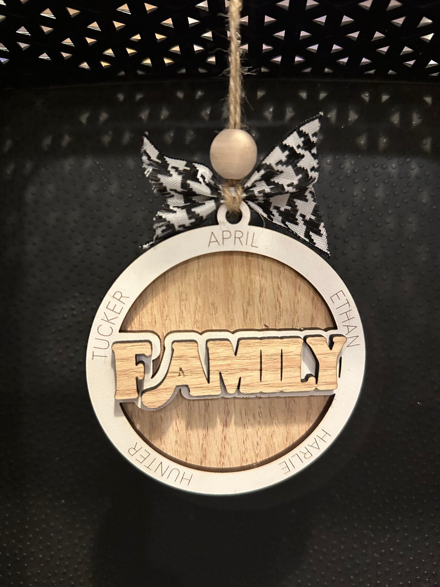 3D Family Name Circle Ornament