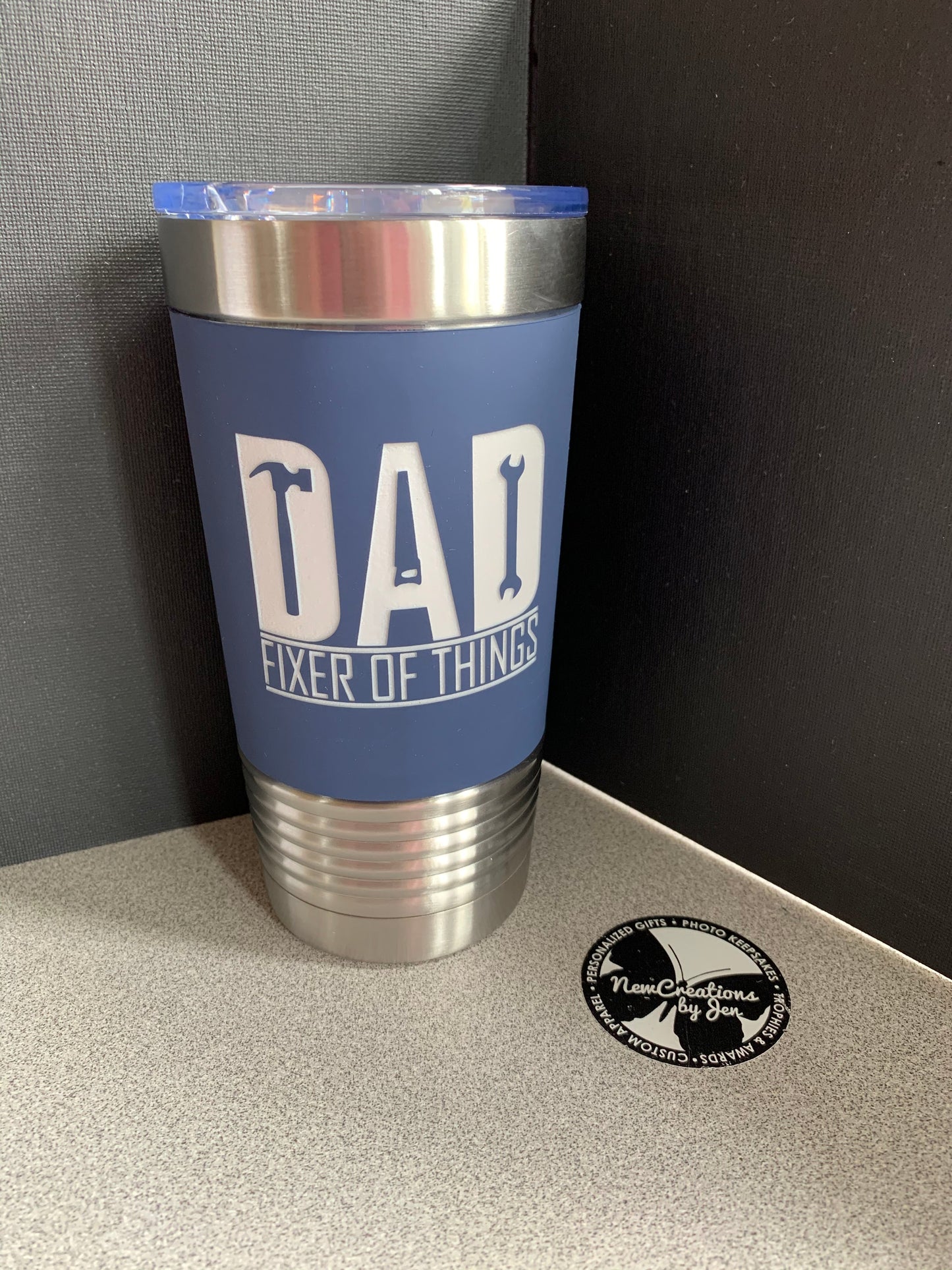 Vaso de acero inoxidable con agarre de silicona