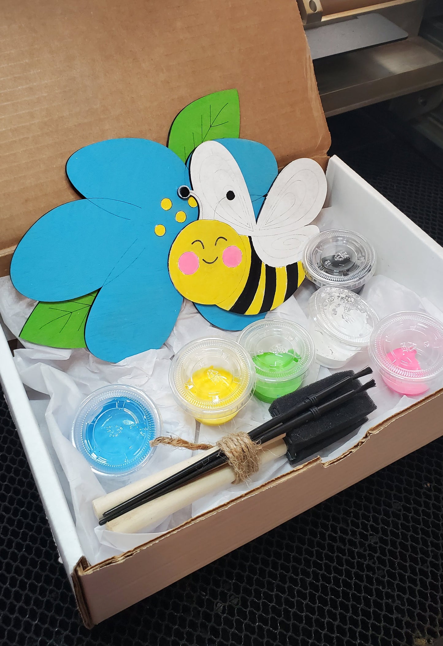 Mini kit de pintura Happy Bee
