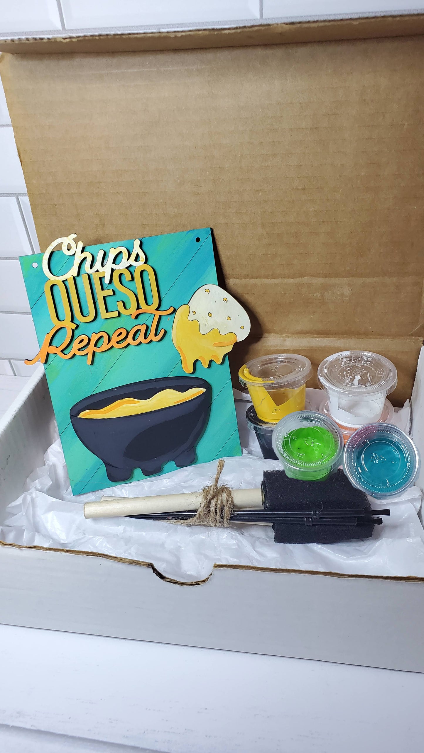 Kit de pintura DIY pequeño Chips Queso Repeat: ¡Fiesta en una caja!