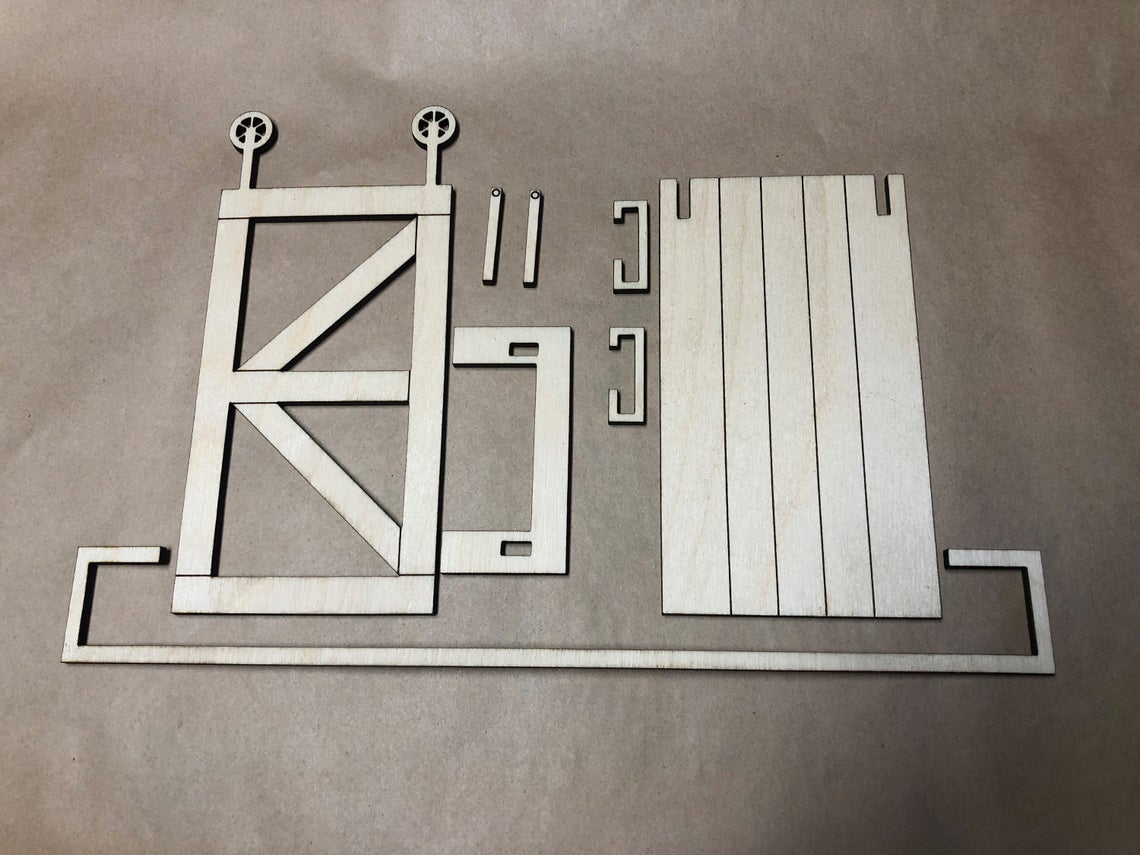 Kit de bandeja escalonada para casa de campo con puerta de granero