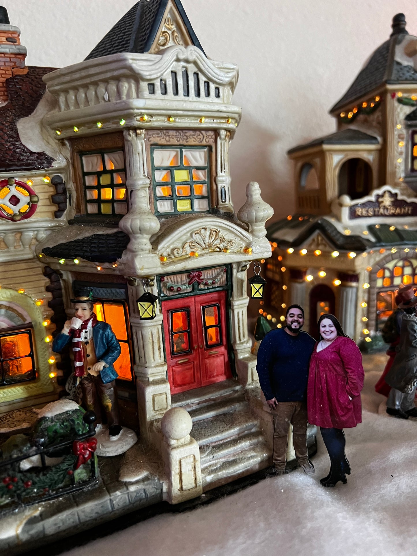 ¡Pequeños adornos para árbol o personajes del pueblo con tus fotos!