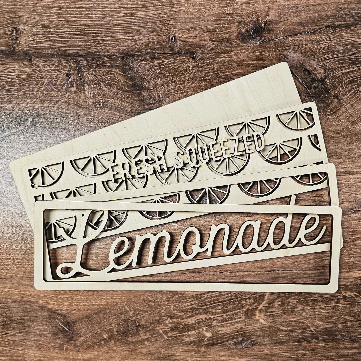 Kit de letreros para estantes con capas gruesas de limonada recién exprimida