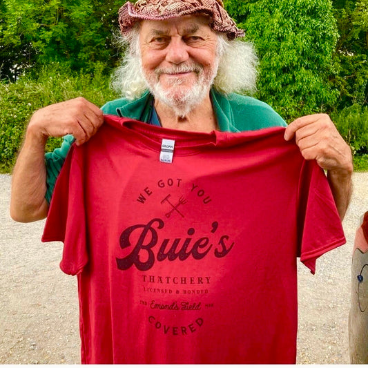 Camisetas ligeras de recuerdo inspiradas en La Rueda del Tiempo de Buie's Thatchery
