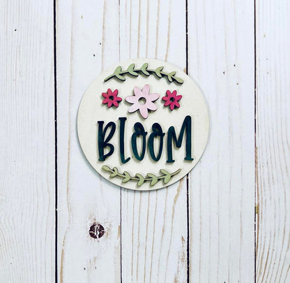 Round Shiplap Sign with Stand