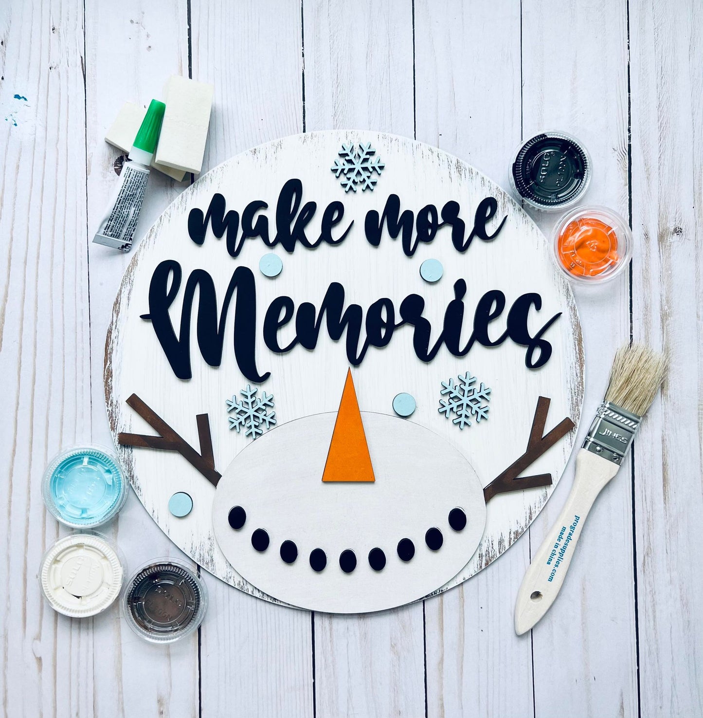 Make Memories Round Sign - Ready to Paint Kit or Finished