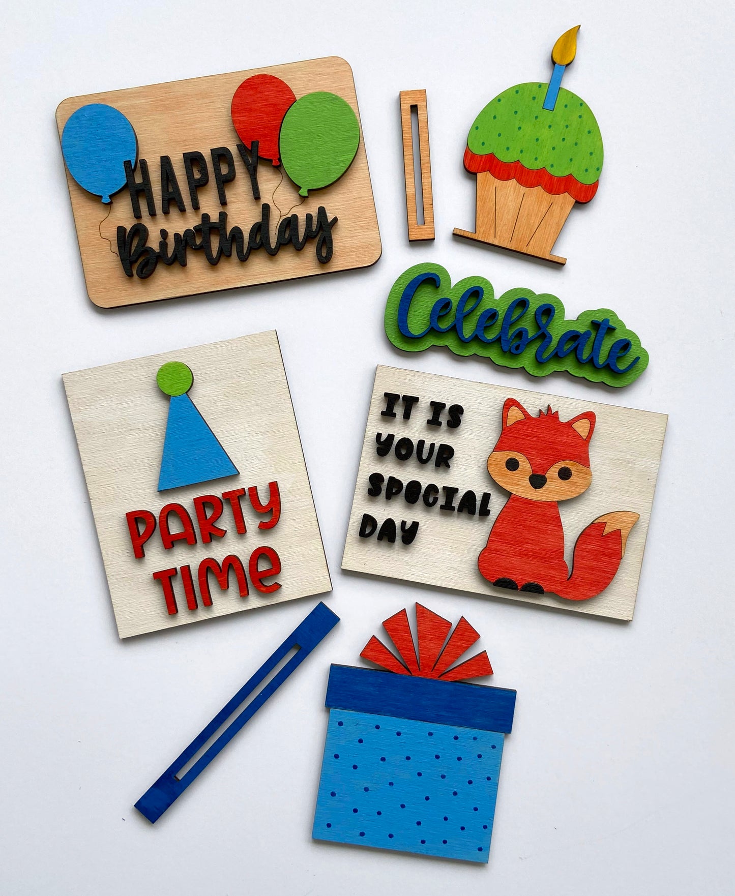 Kit de bandeja escalonada para celebrar cumpleaños