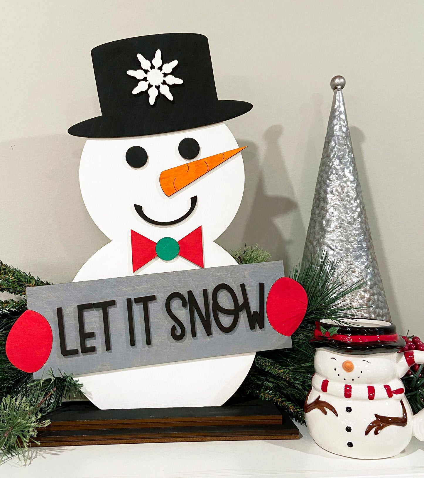 Decoración de estante con muñeco de nieve "Let it Snow" - Kit de madera listo para pintar