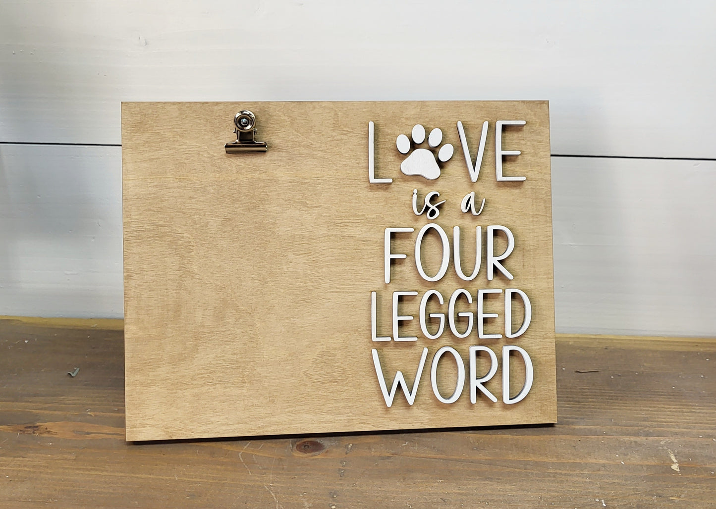 Kit de letrero con foto y clip "El amor es una palabra de cuatro patas": listo para pintar