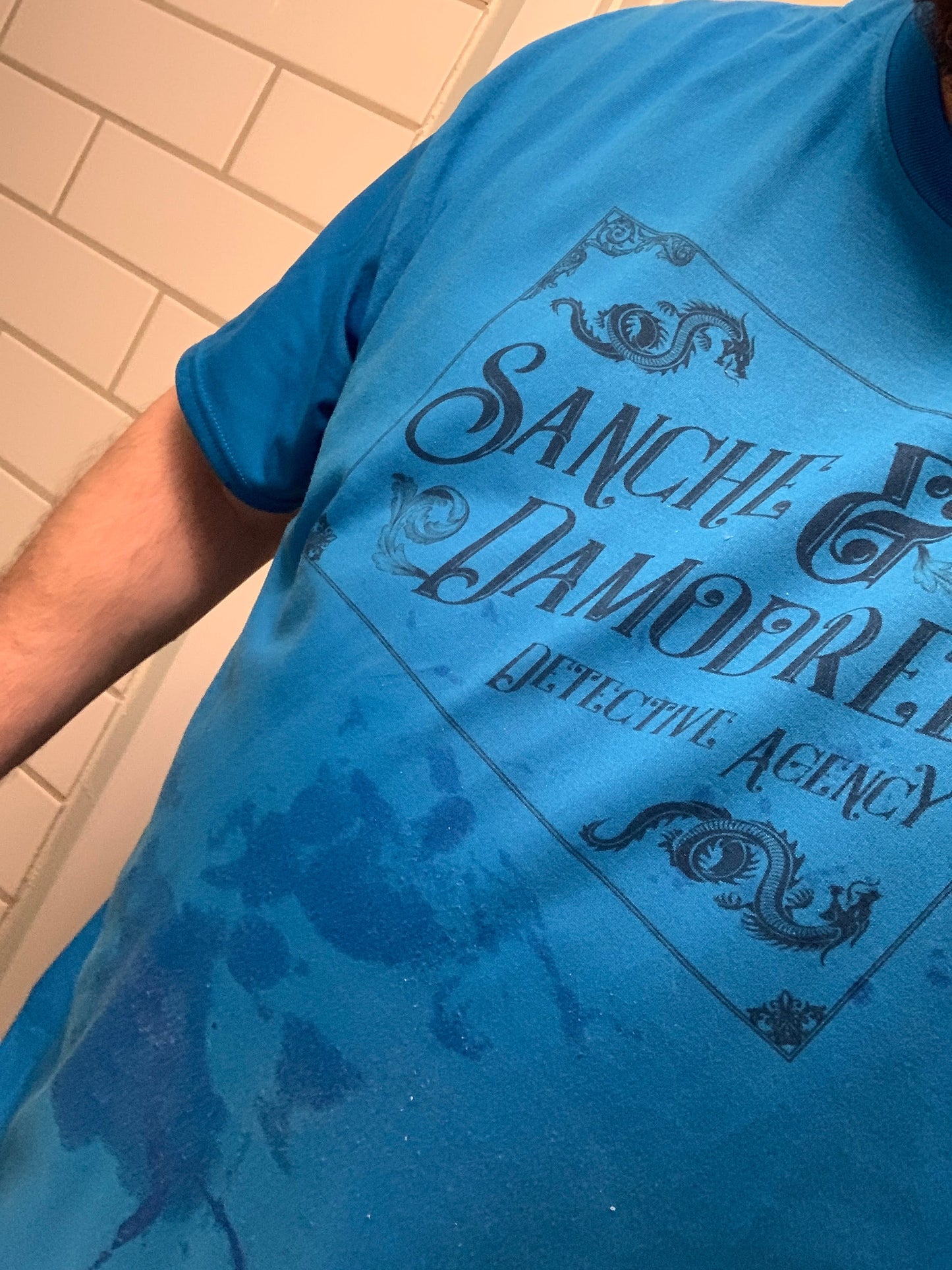 Agencia de detectives Sanche &amp; Damodred - Camisetas ligeras de recuerdo inspiradas en La Rueda del Tiempo
