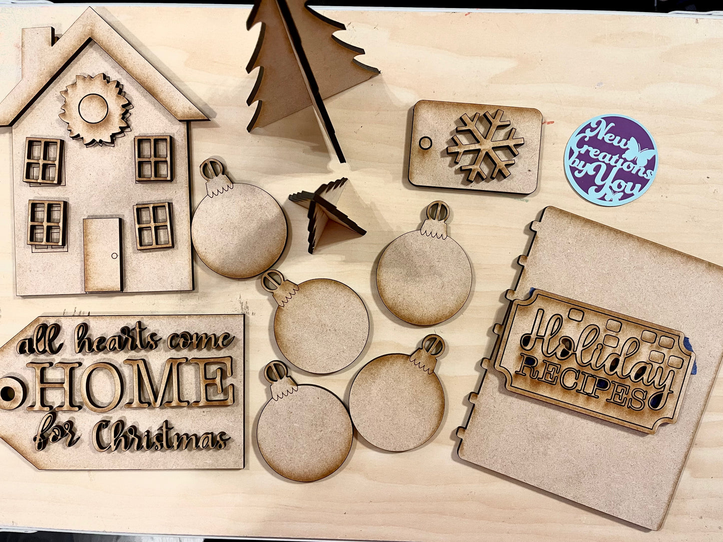 All Hearts Come Home for Christmas Tiered Tray - Ready to Paint Kit