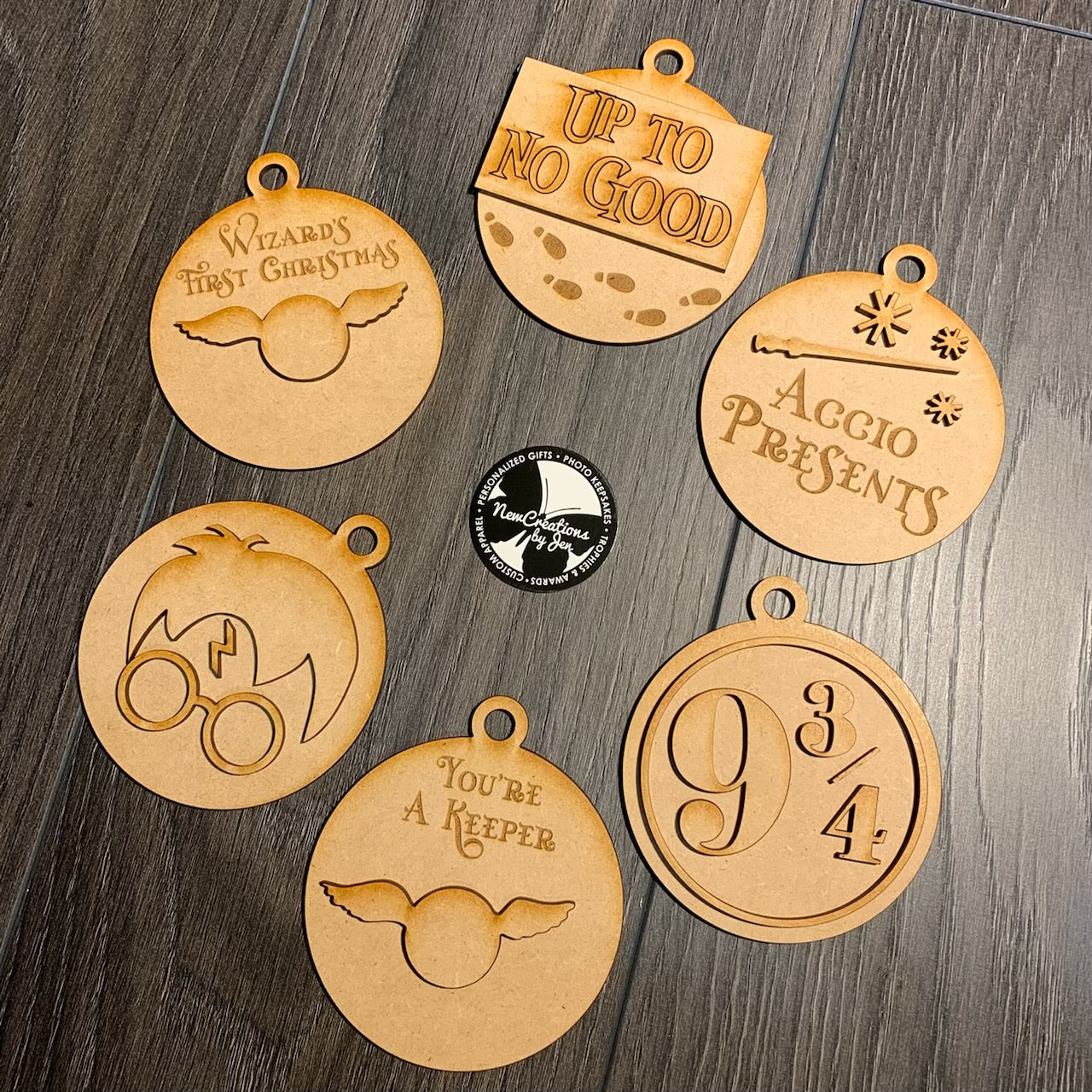 Juego de adornos de mago: kit de manualidades listo para pintar
