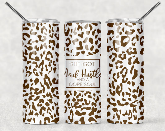Vaso delgado de acero inoxidable con estampado de leopardo Mad Hustle - 20 oz 
