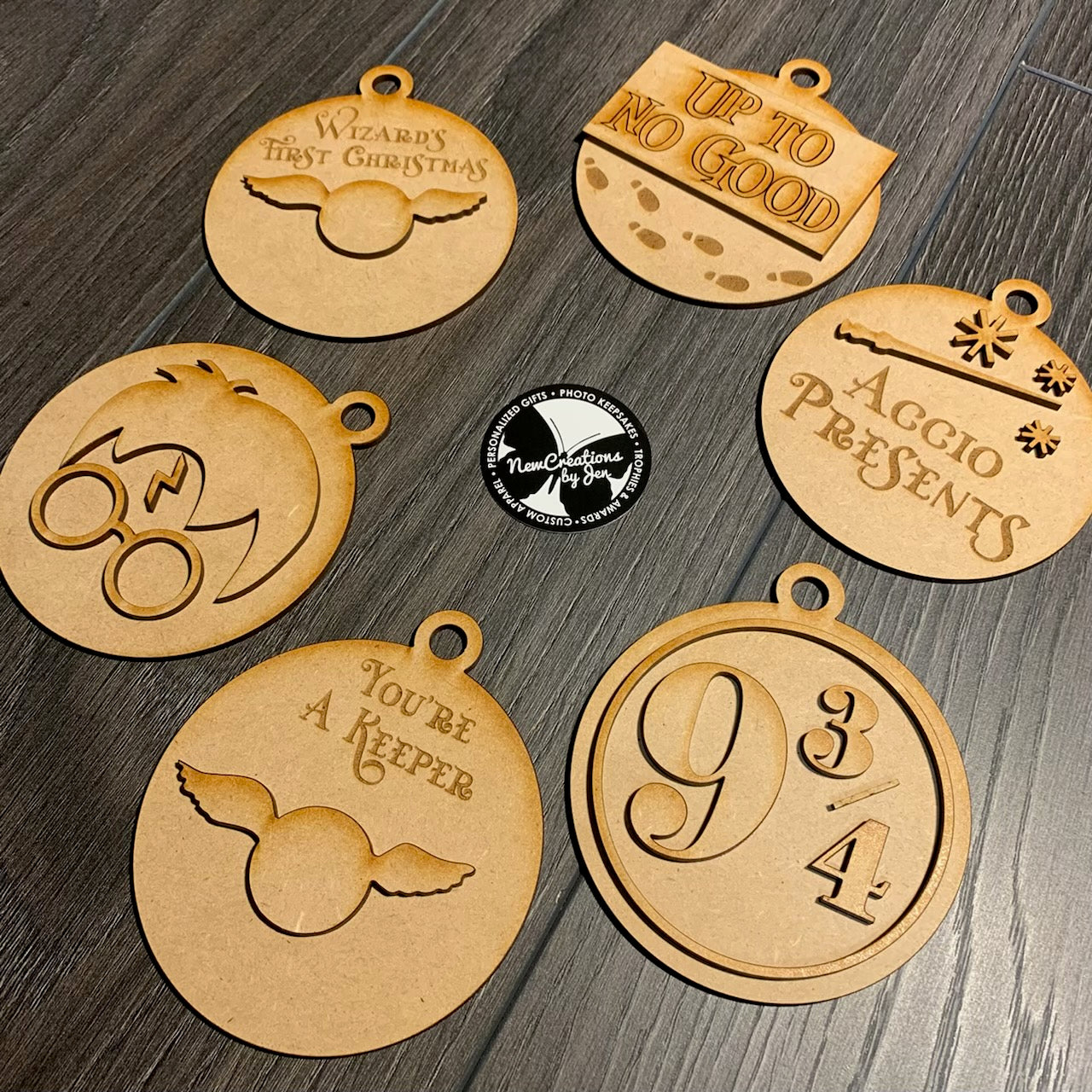 Juego de adornos de mago: kit de manualidades listo para pintar