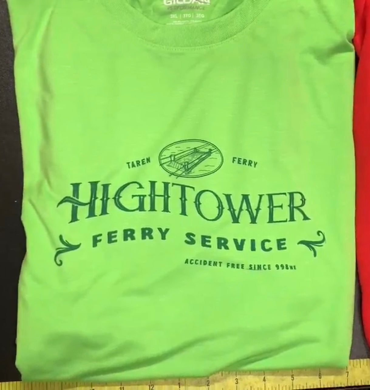 Servicio de ferry de Hightower: camisetas ligeras de recuerdo inspiradas en la Rueda del Tiempo