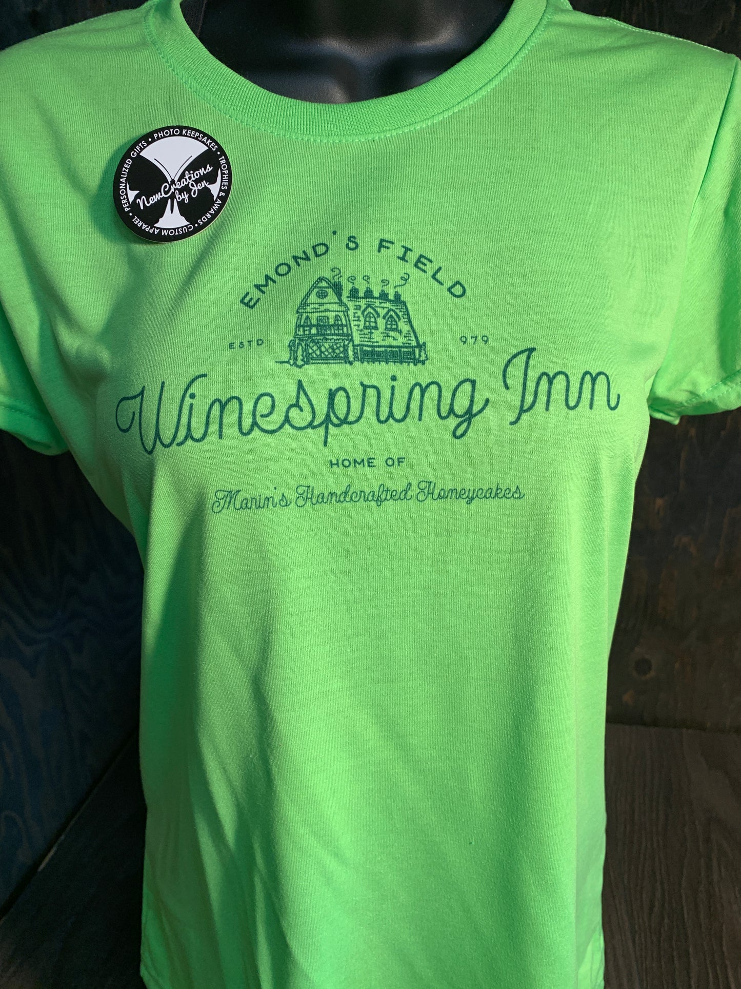 Winespring Inn - Wheel of Time Inspired  Souvenir Lightweight  Tees