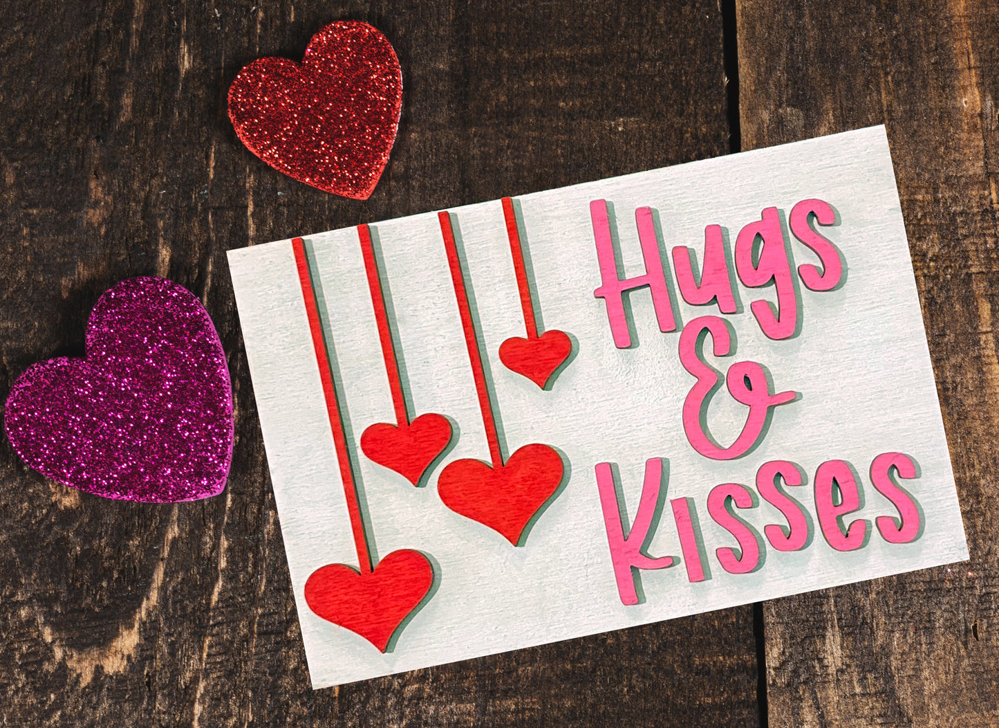 Tarjetas de madera para San Valentín: listas para pintar